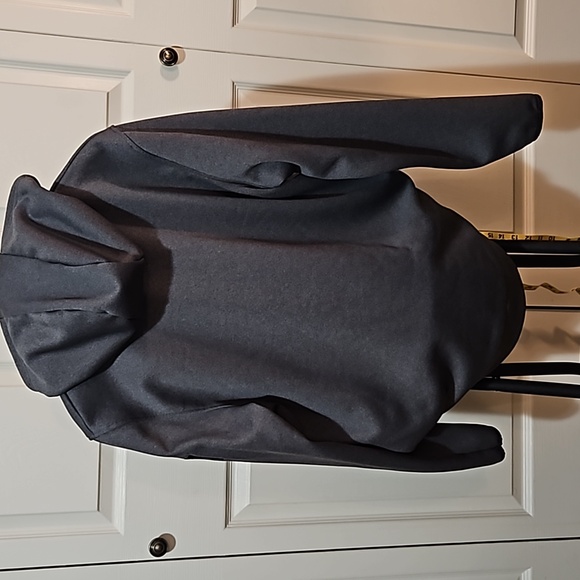 Under Armor Medium Men's Hoodie - Picture 7 of 7